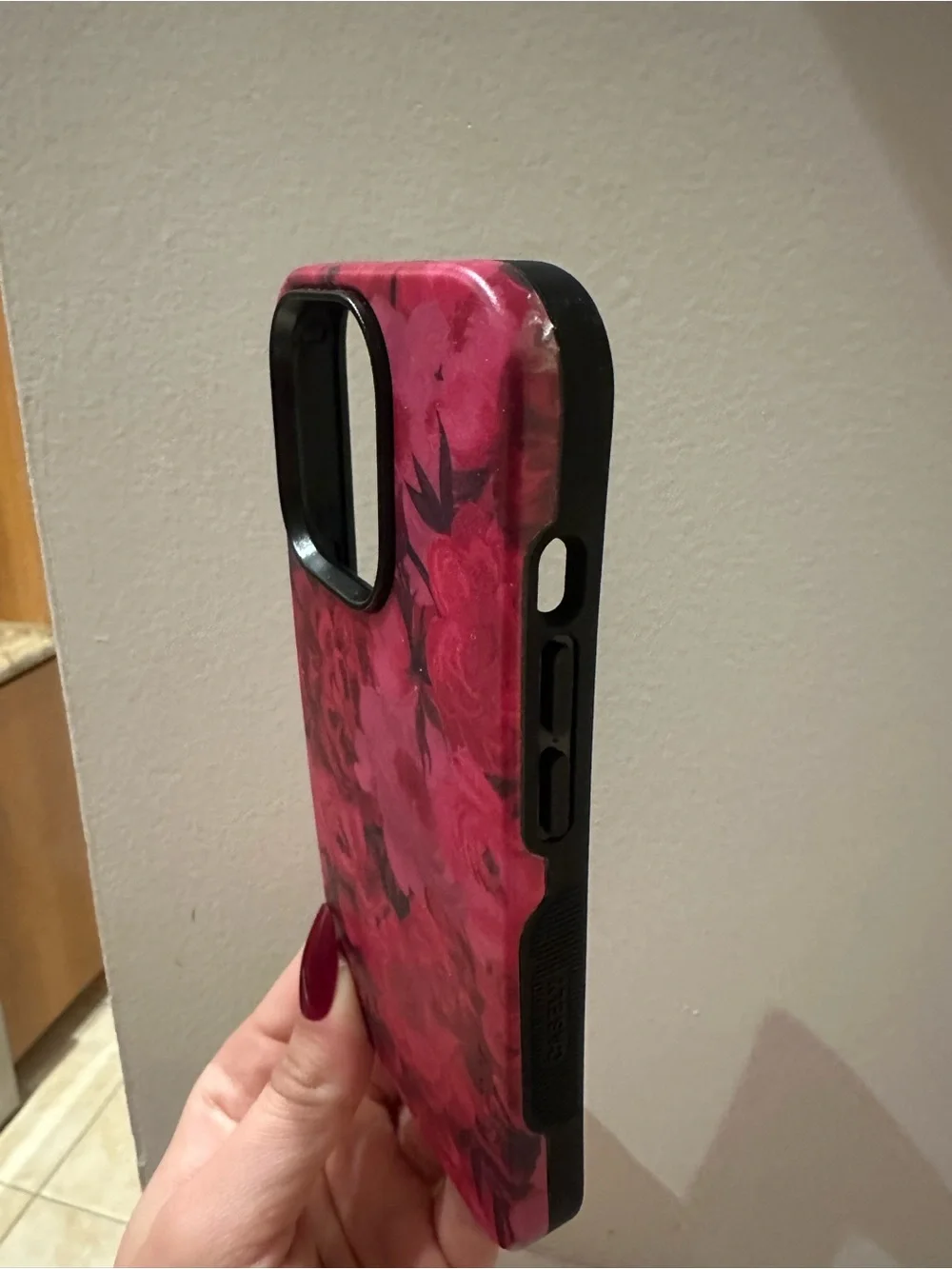 Casely Romance Mag Safe case iPhone 14 Pro